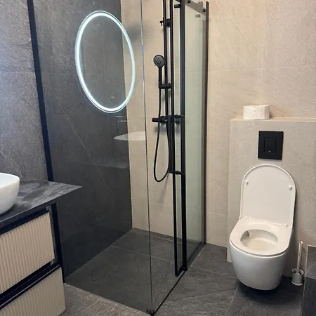 Warszawski Swit ורשה